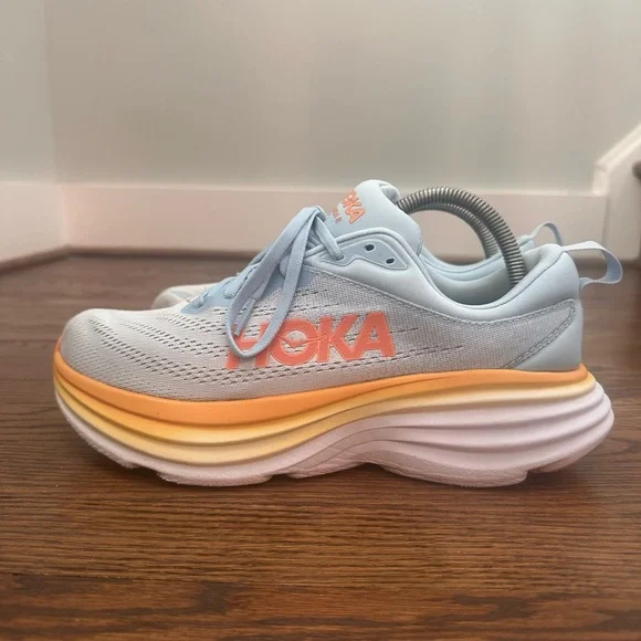 HOKA Bondi 8 Max Cushioned Road Runner Size 9.5 Wide - Picture 1 of 8